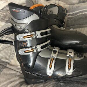Men's ski boots 10.0
